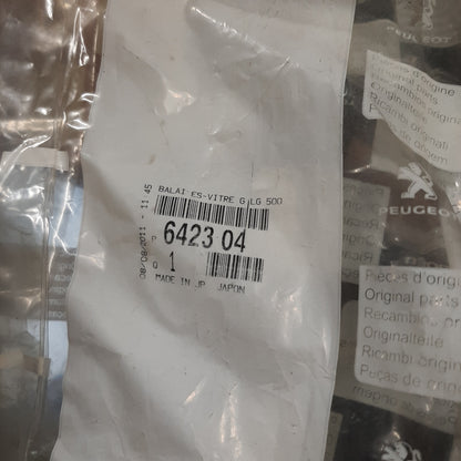 Genuine Left Wiper Blade - Citroen C4 Aircross / C-Crosser | 642304