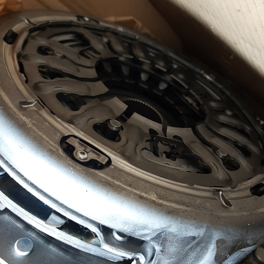 Genuine Ford Clutch Assy | 2285722