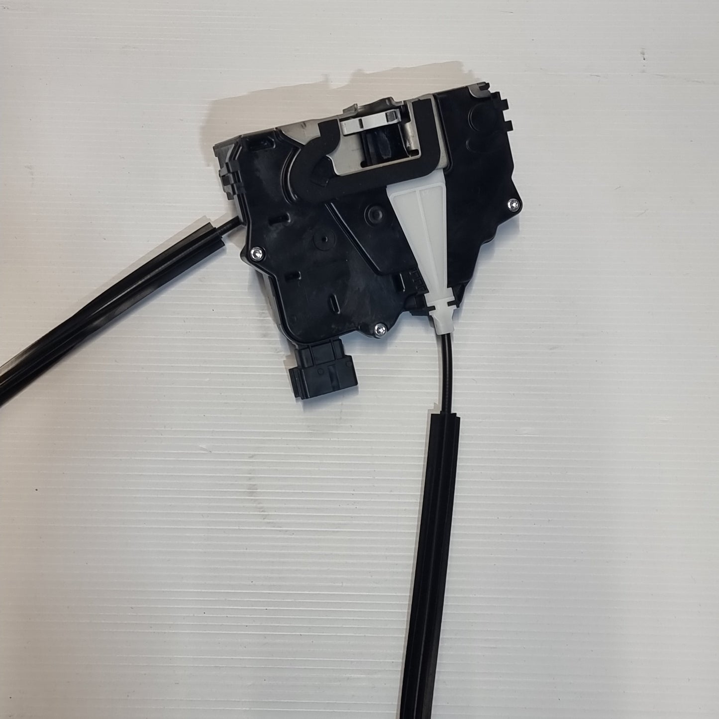 Genuine Peugeot Door Lock | 1633561980