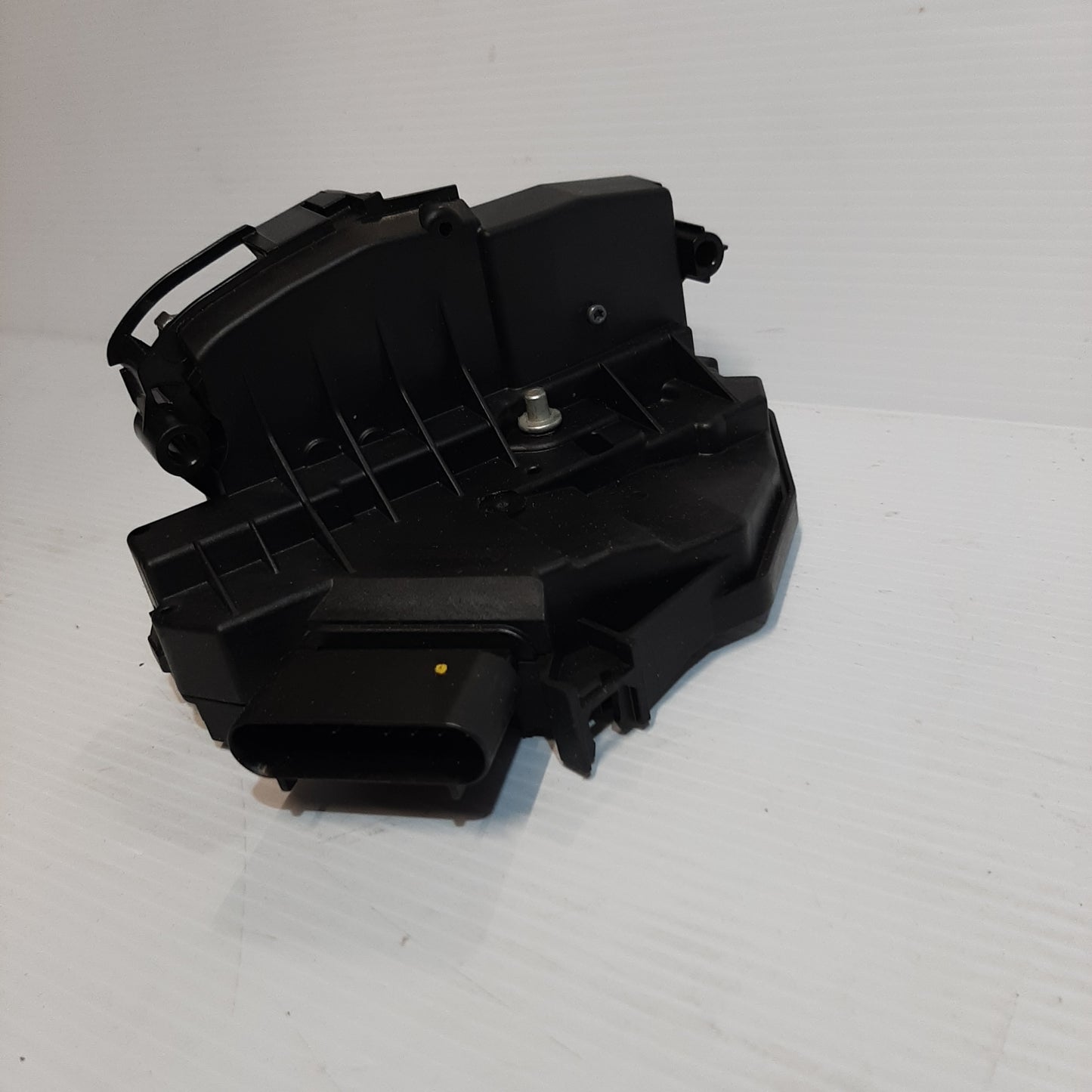 Genuine Ford Lock Assy - Door | 2099459