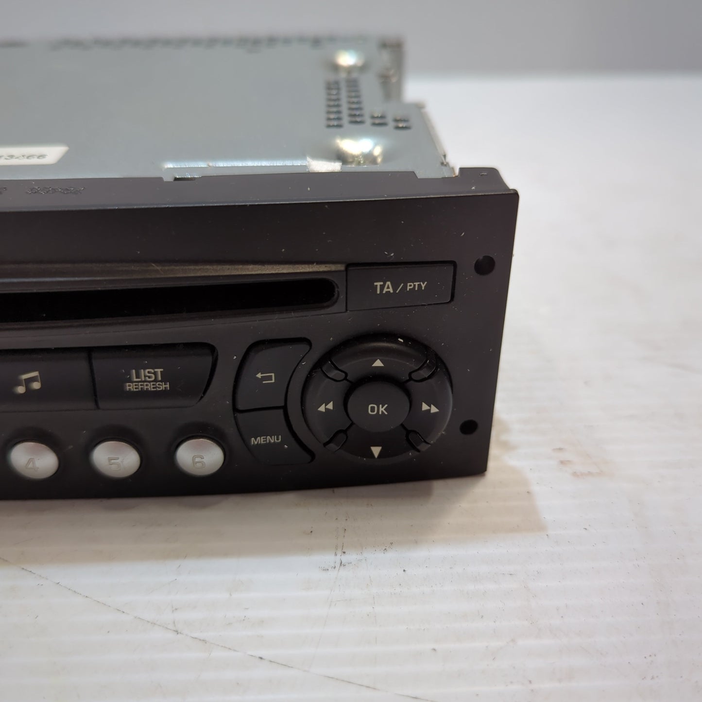 Genuine Radio Receiver - Citroen C4 Picasso | 1611967080