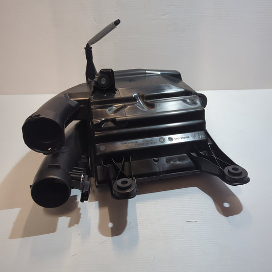 Genuine Air Filter Box - Peugeot 3008 | 9806561080