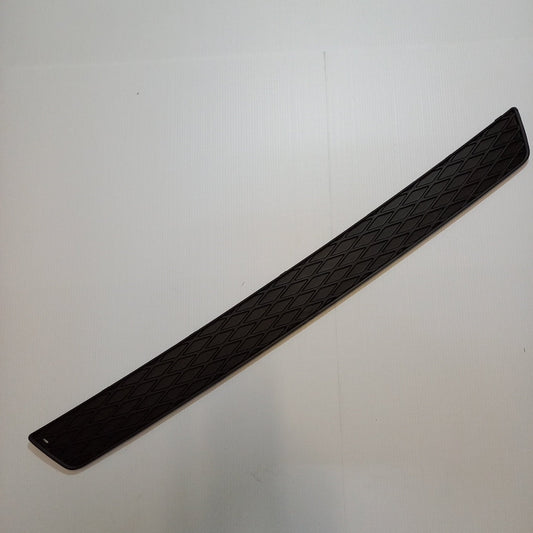 Genuine Rear Bumper Trim Insert - Ford Mondeo 2004-2007 | 1445565