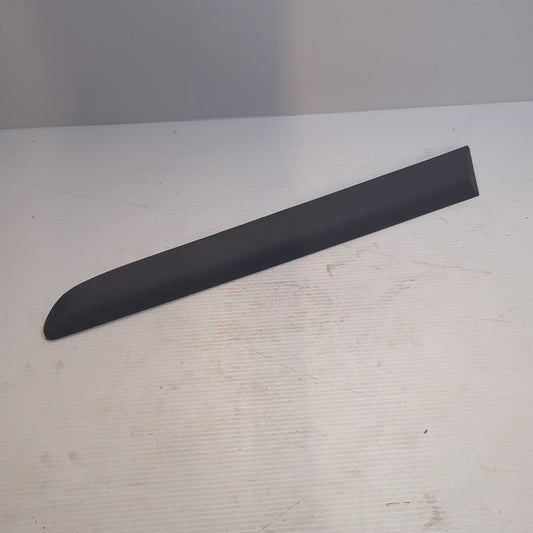 Genuine Peugeot Wing Protector | 8547T3