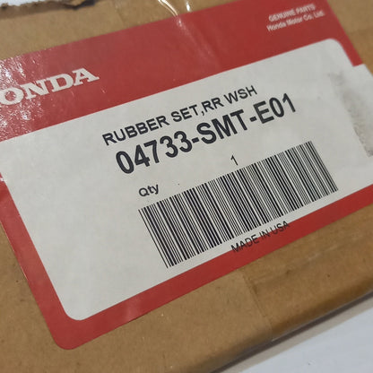Genuine Rear Windshield Rubber Set - Honda | 04733SMTE01