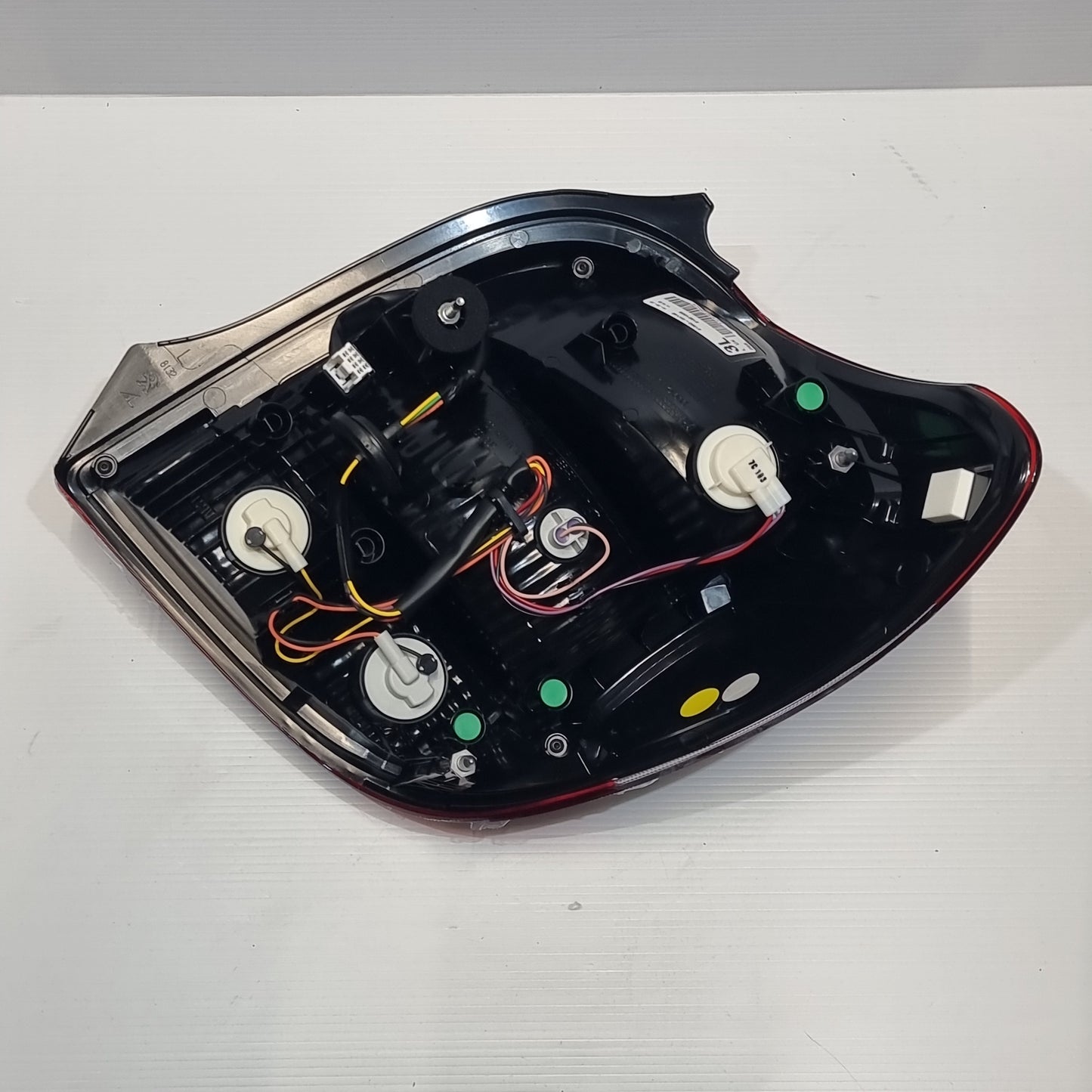 Genuine Peugeot Tail | B001031880