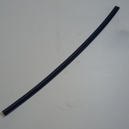 Genuine Lower Rear Door Seal - Renault Captur | 82 83 816 14R