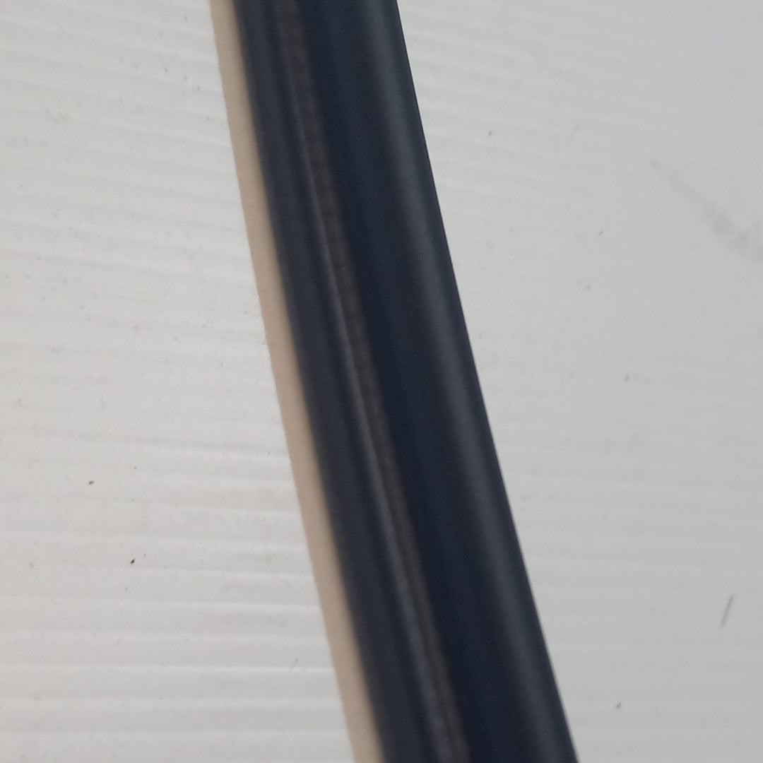 Genuine Lower Rear Door Seal - Renault Captur | 82 83 816 14R