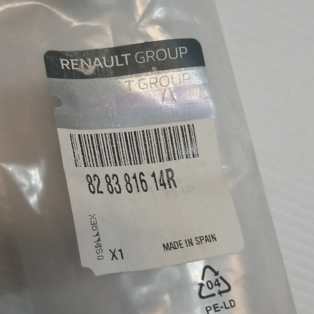 Genuine Lower Rear Door Seal - Renault Captur | 82 83 816 14R