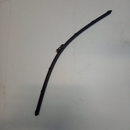 Genuine Front Passenger Wiper Blade - Vauxhall Zafira C | 20812582