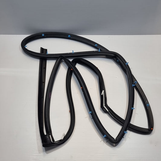 Genuine Rear Right Door Weather Strip - Hyundai i10 2016-2018 | 83140B9000