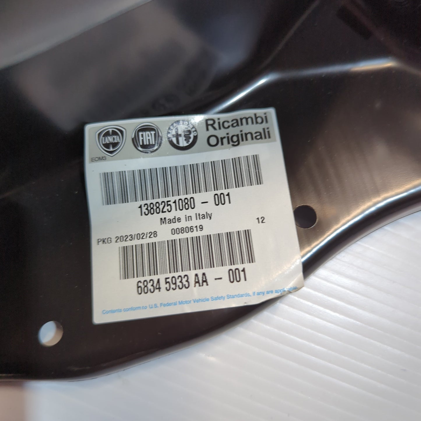 Genuine Peugeot Frt Half | 1617418380