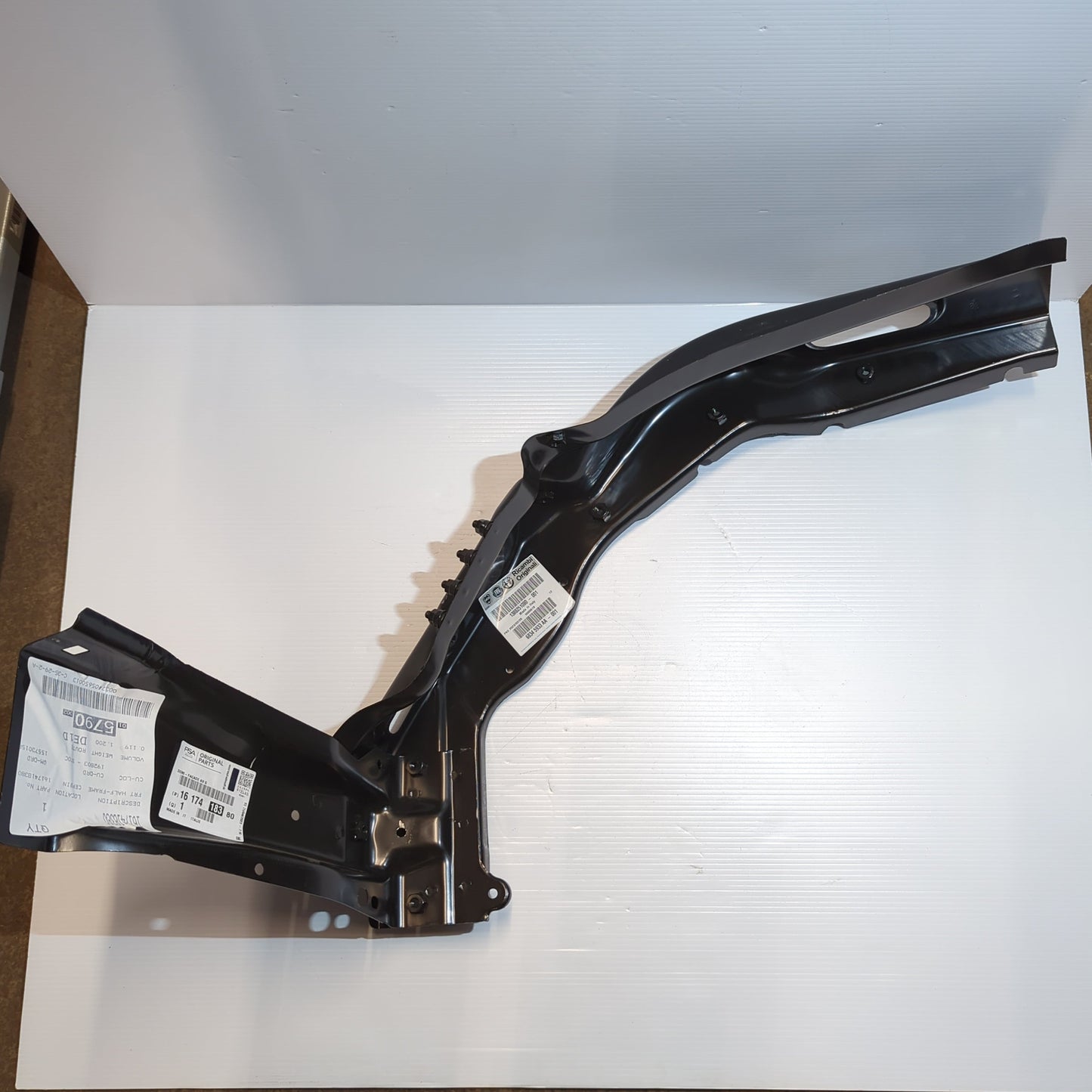 Genuine Peugeot Frt Half | 1617418380