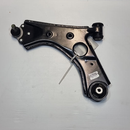 Genuine Left Swinging Arm - Fiat 500L 2012-2017 | 51885737