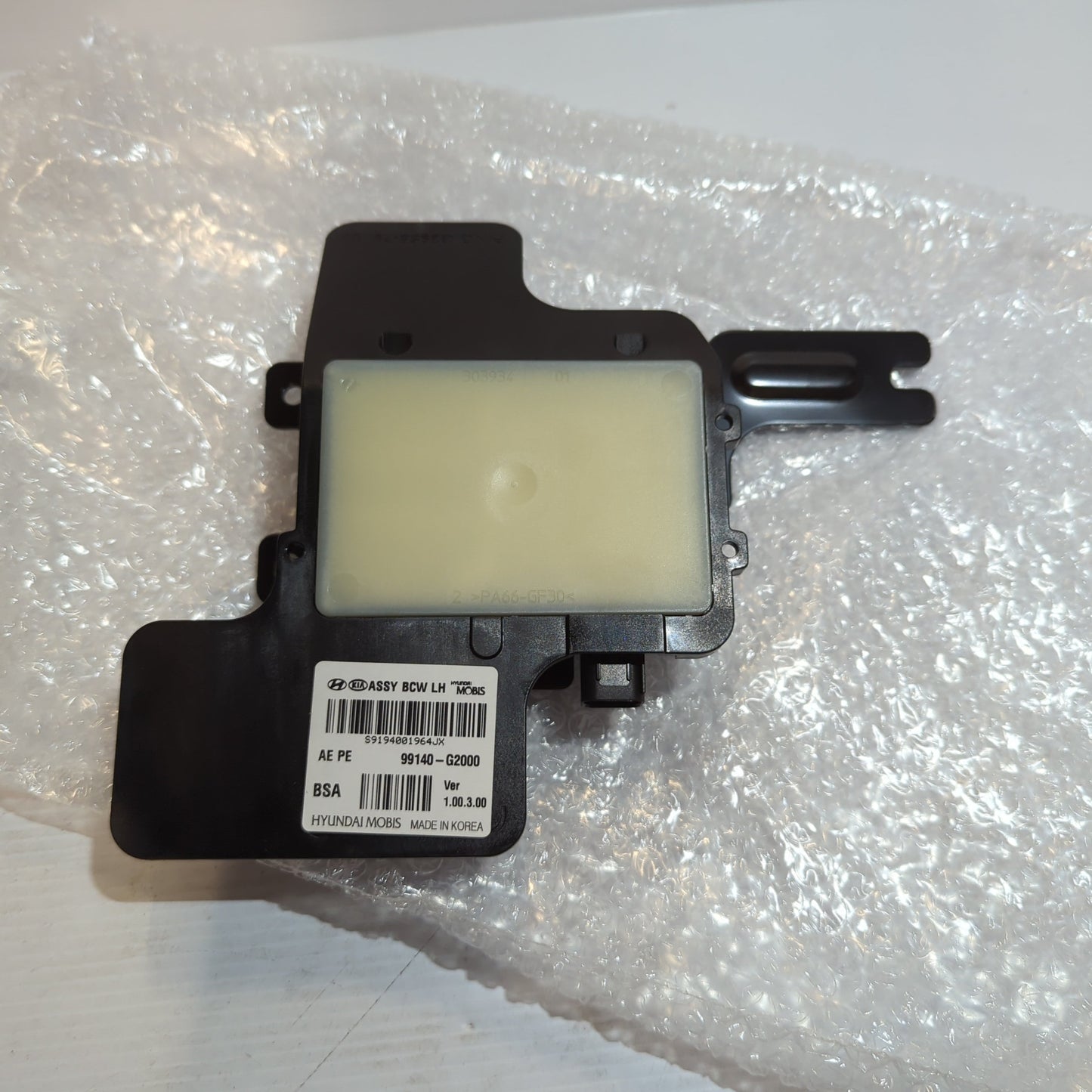 Genuine Hyundai Unit Assy-Rear Corne | 99140G2000