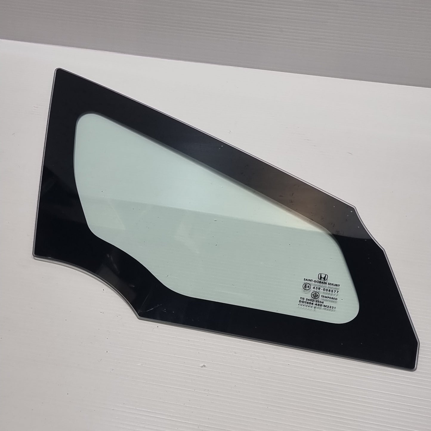 Genuine Right Front Corner Glass - Honda | 73331TG0T90