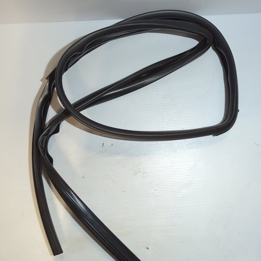 Genuine Front Right Window Seal - Nissan Cabstar 2006-2016 | 80330MA000