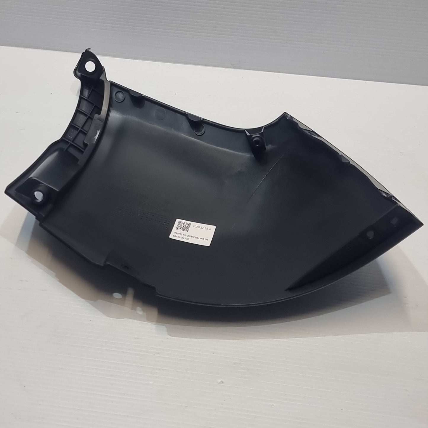 Genuine Rear Left Side Bumper Cover - Kia Soul 2017-2019 | 86612B2740