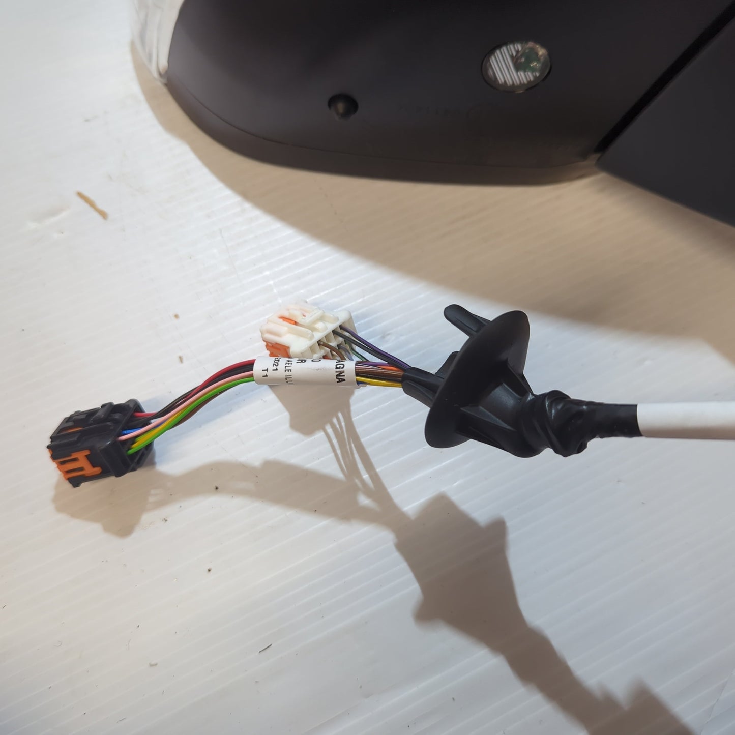 Genuine Peugeot Exit View Mirror | 1610546080