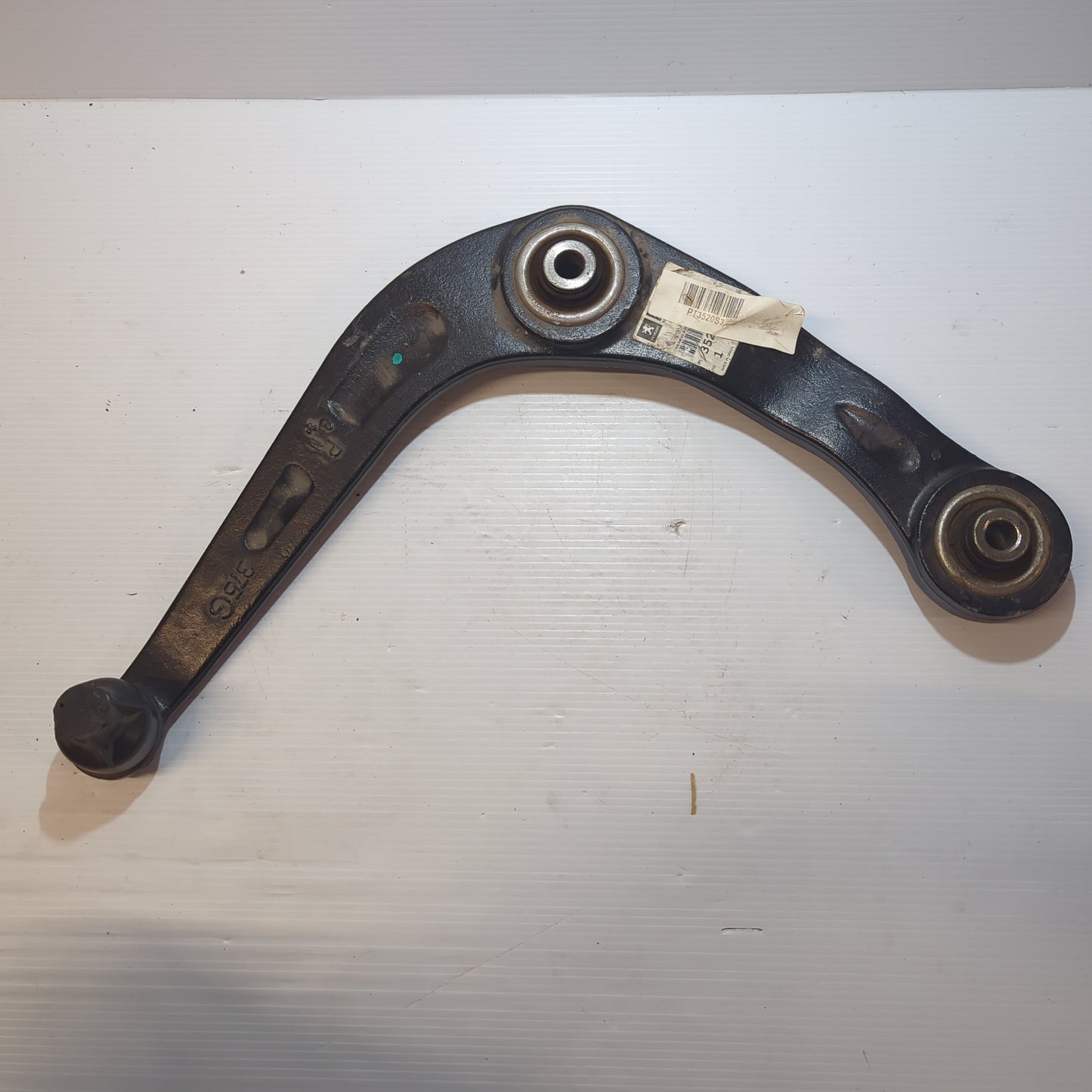Genuine Front Left Wishbone - Peugeot 206 | 3520S3