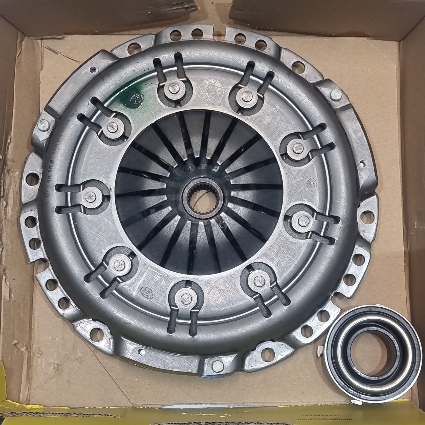 LUK 2 Piece Clutch Kit - Suitable for Kia and Hyundai | 620323800