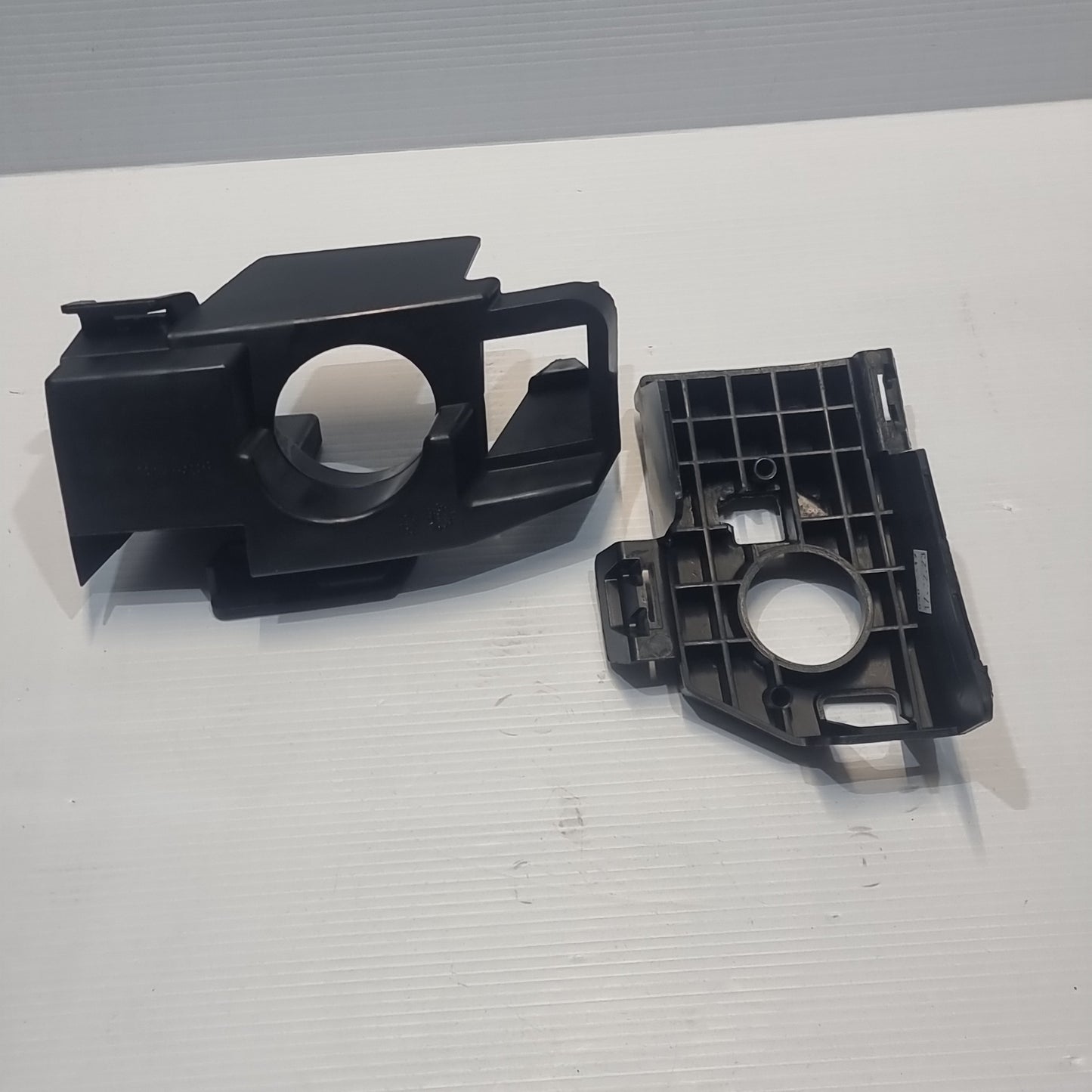 Genuine Front Bumper Bracket - Peugeot 2017-2021 | 1627665780