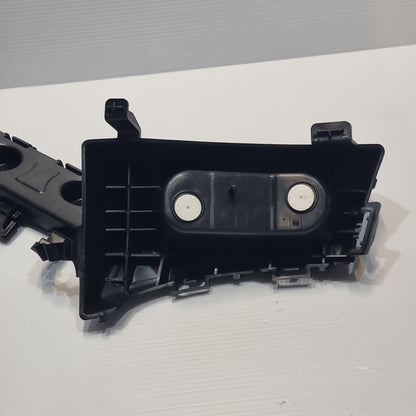 Genuine Left Rear Bumper Guide Mounting Bracket - Vauxhall Mokka | 42541314