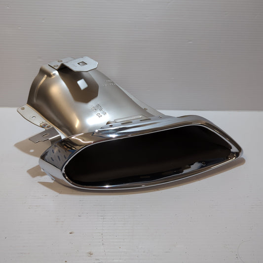 Genuine Ford Bezel | 1826005