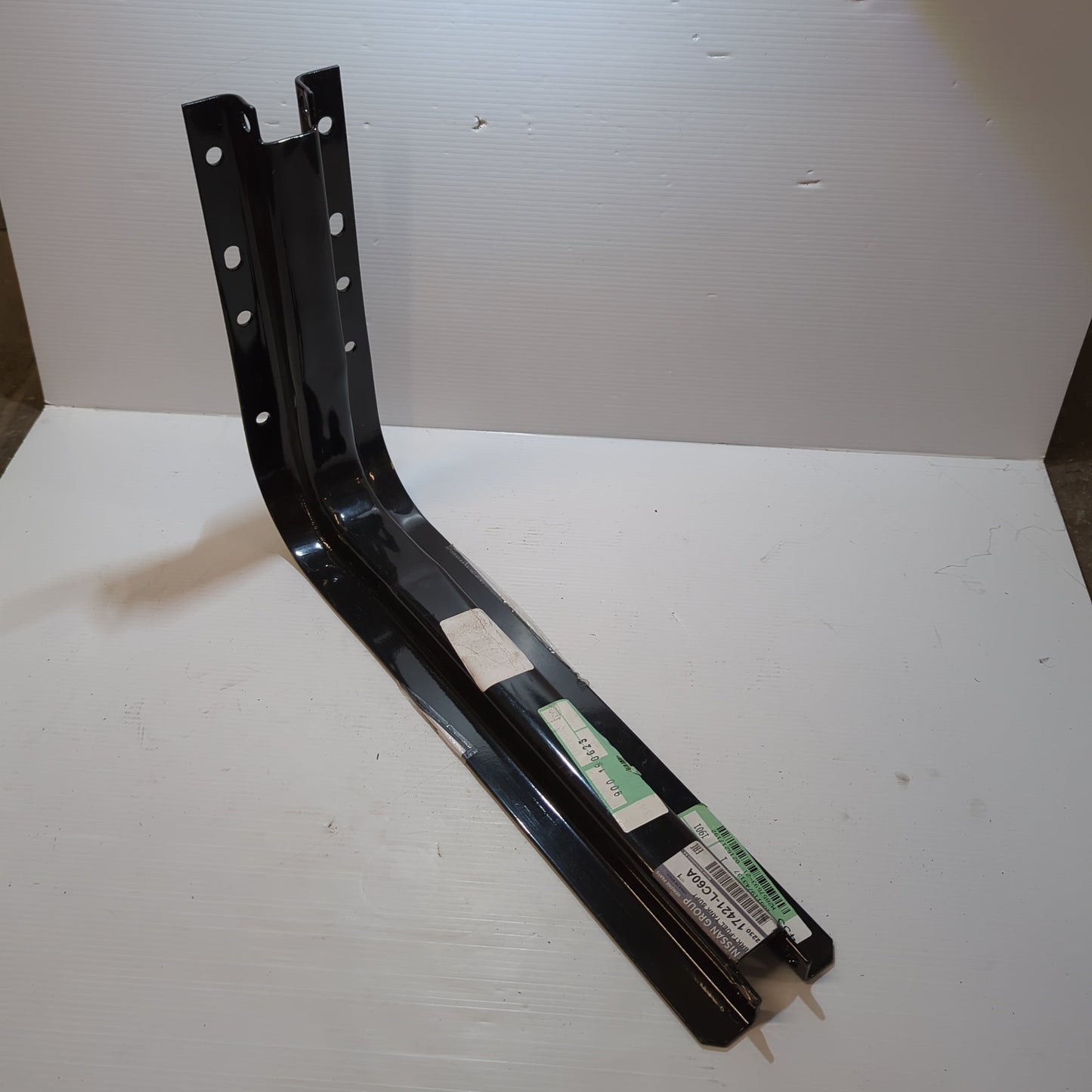 Genuine Nissan Bracket-Fuel Ta | 17421LC60A