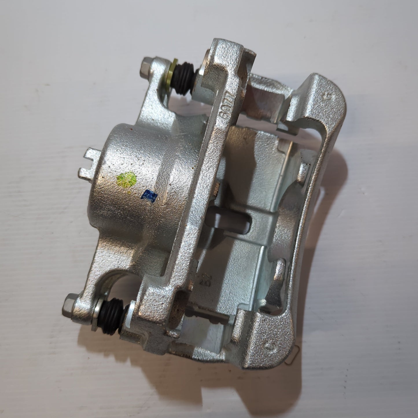 Genuine Front Right Brake Caliper - Nissan X-Trail | 410014BA0C