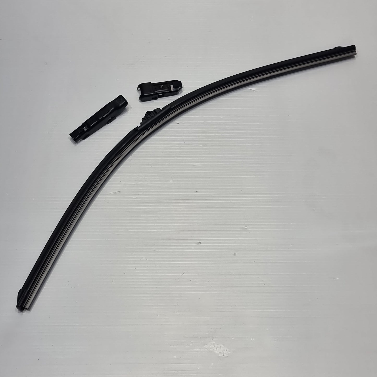 Genuine 24" Flat Wiperblade - Citroen C3 Picasso / DS3 | 6423J4