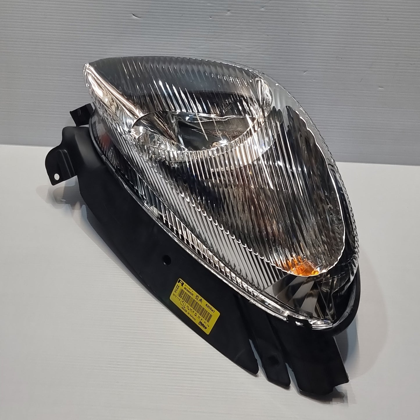 Genuine Right Headlight - Citroen Xsara Picasso 2000-2003 | 6205W1