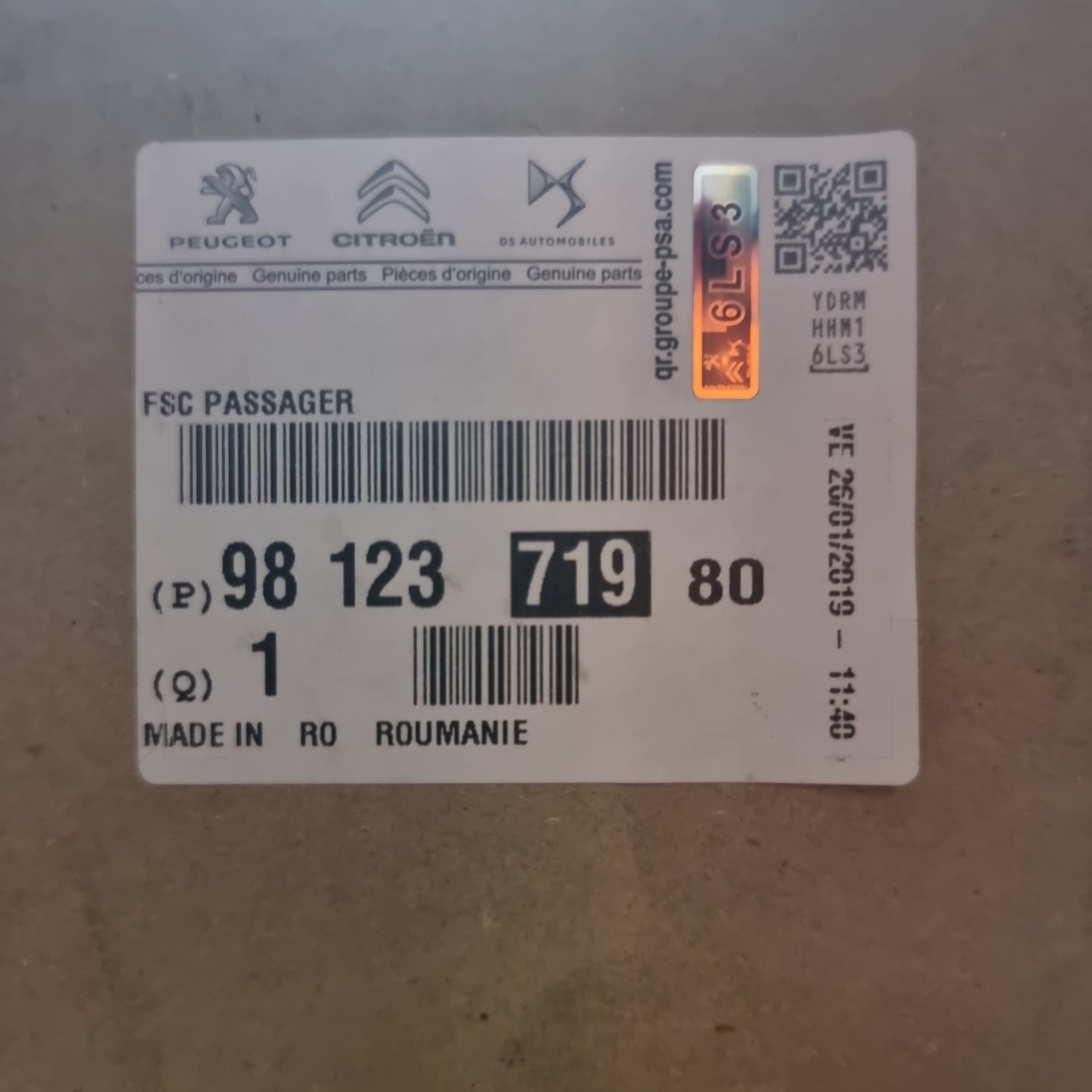 Genuine Front Left Door Harness - Peugeot / Citroen | 9812371980