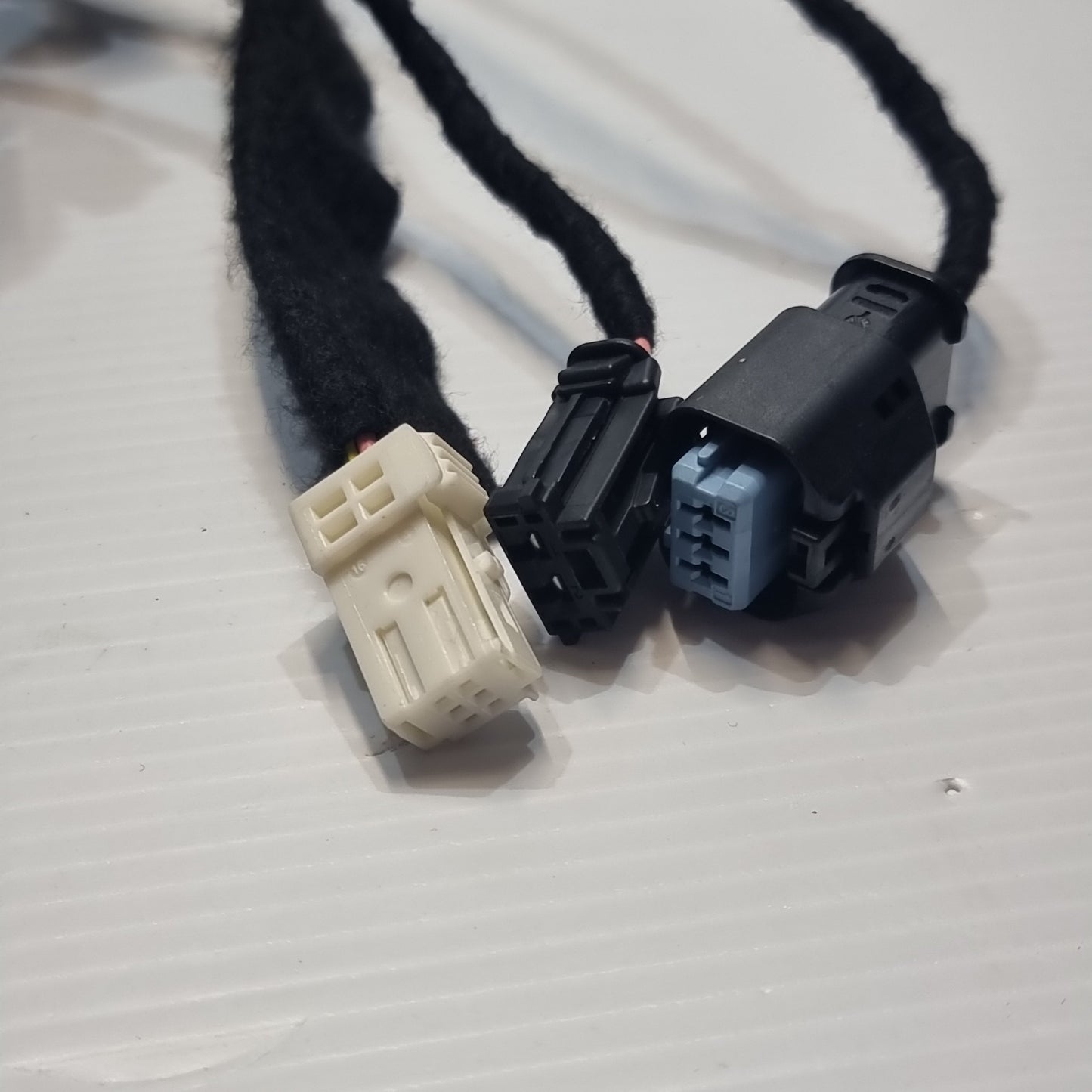 Genuine Front Left Door Harness - Peugeot / Citroen | 9812371980