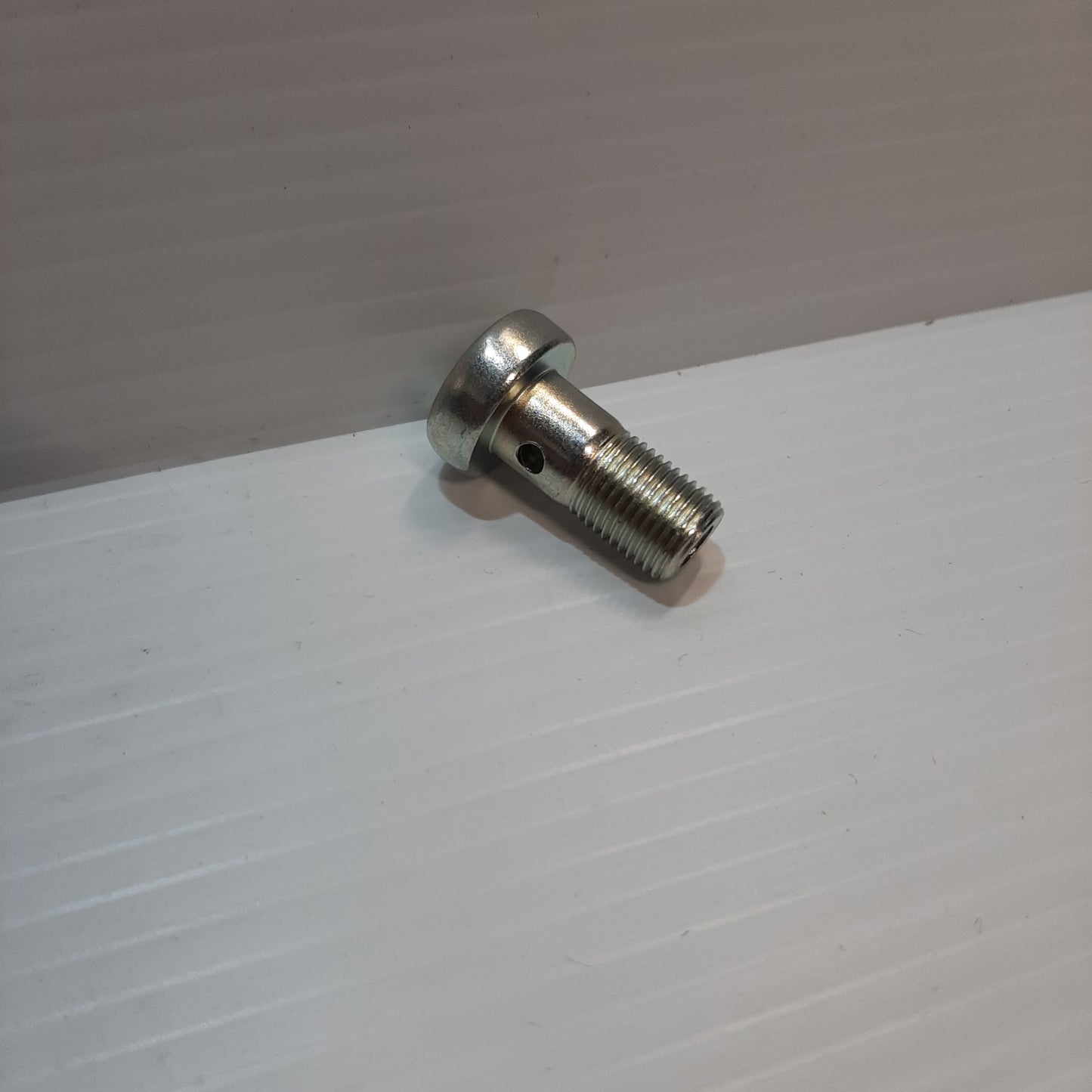 1x Genuine Oil Filter Bolt - Suzuki Swift | 13948-85E10-000