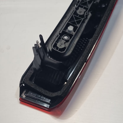 Genuine Rear Right Tailgate Lamp - Nissan NV400 | 2655000Q0F