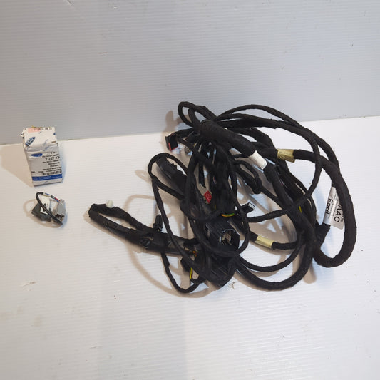 Genuine Roof Wire Assembly - Ford Focus CGE 2018 | 2266888