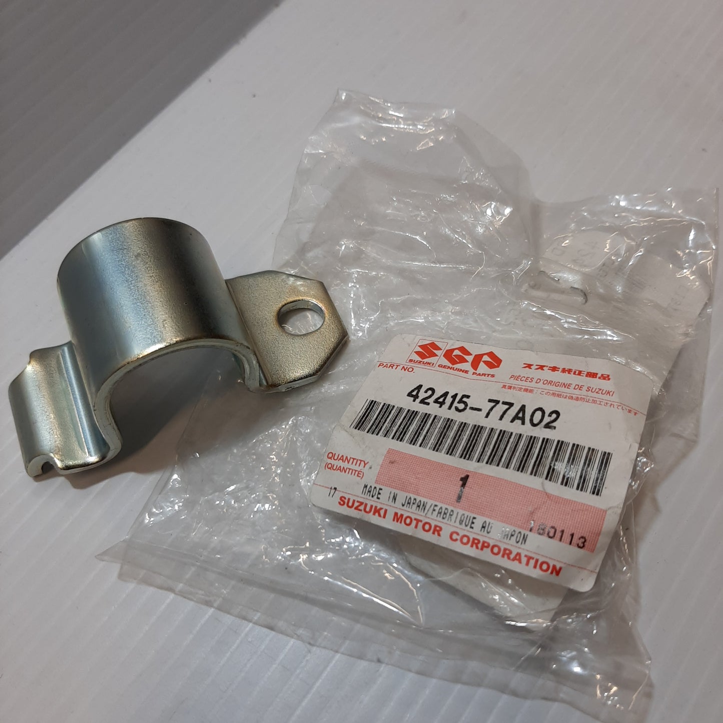 Genuine Bar Mount Bracket - Suzuki | 42415-77A02-000