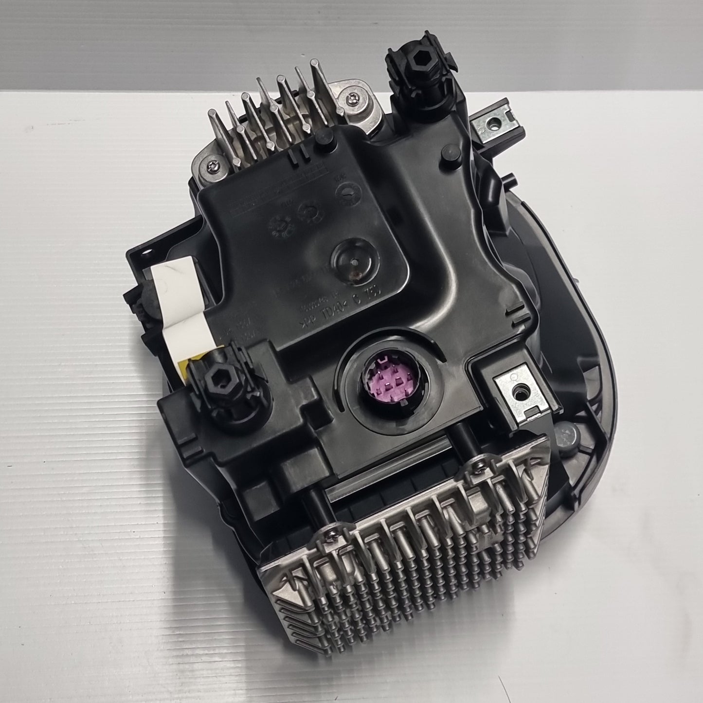 Genuine Left Headlamp - Jeep Renegade 2018- | 52144015