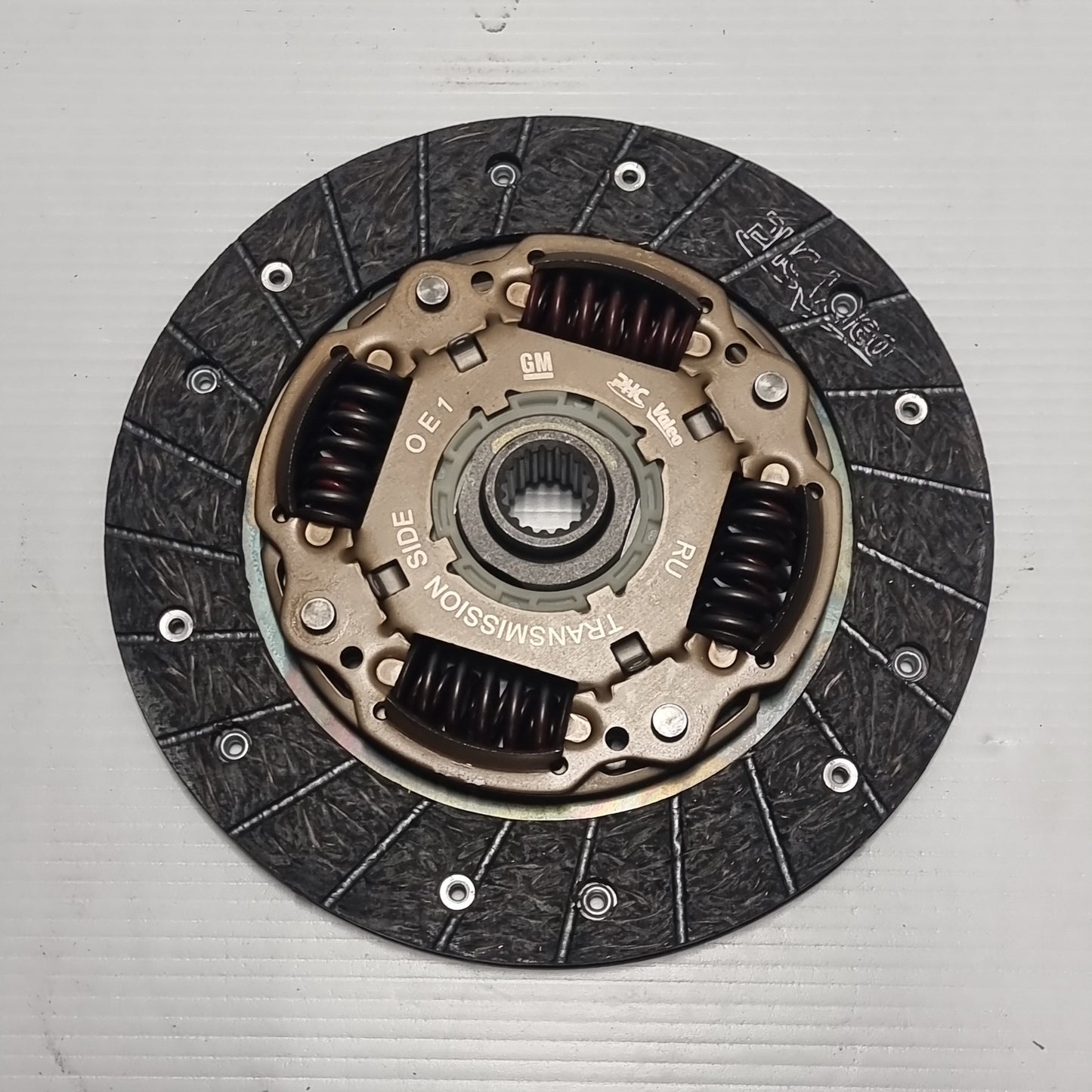 Genuine Clutch Kit - Vauxhall Viva 1.0 | 25200600