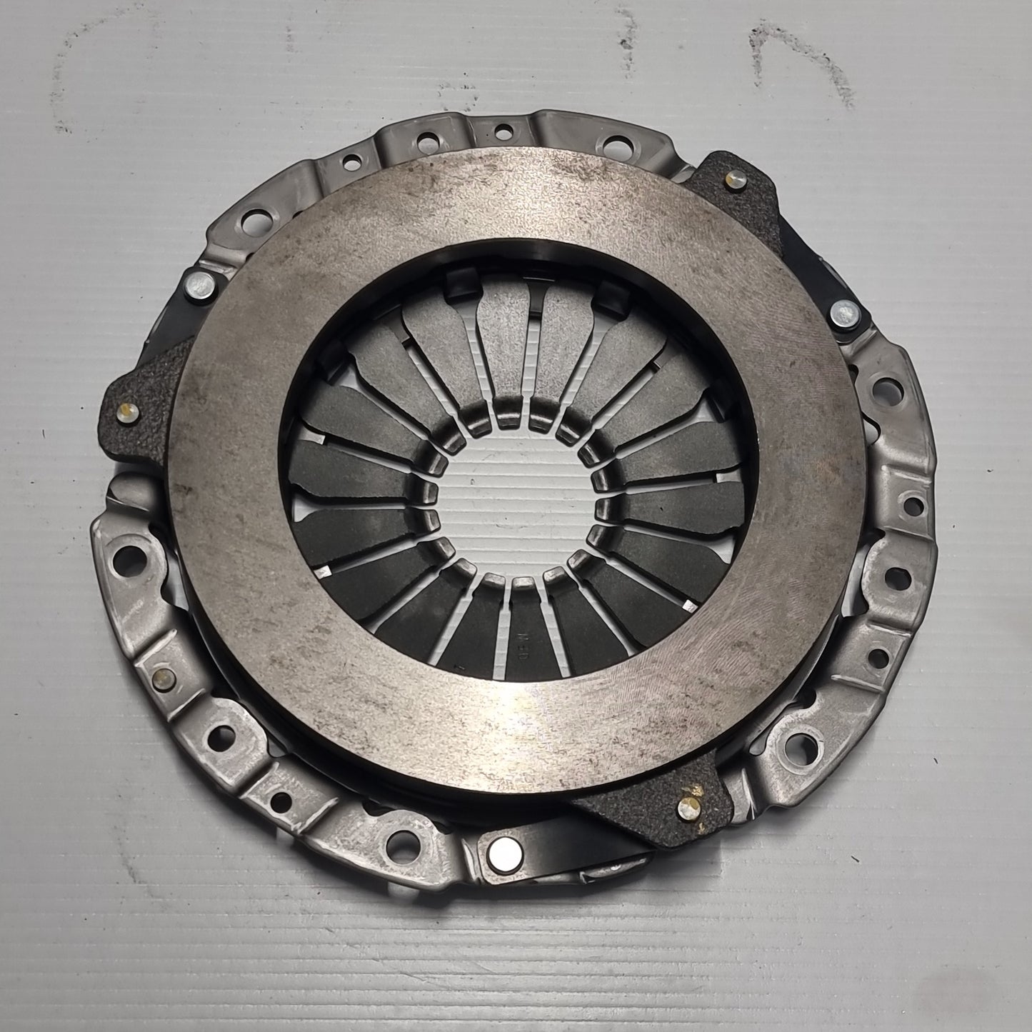 Genuine Clutch Kit - Vauxhall Viva 1.0 | 25200600