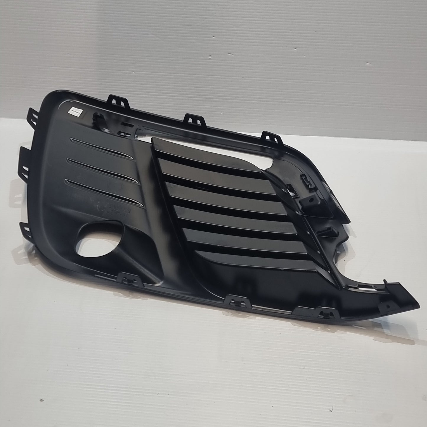 Genuine Front Bumper Trim - Peugeot Traveller | 98118238XT