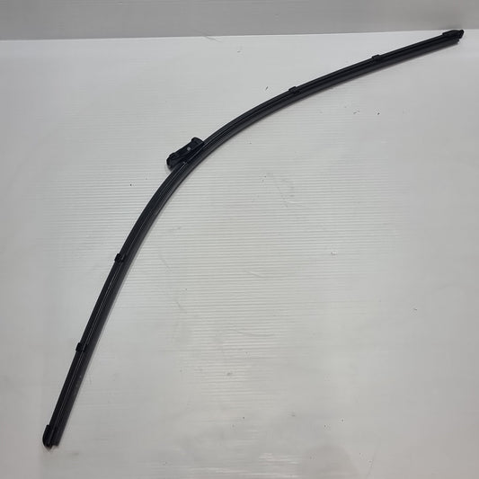 Genuine Drivers Side Wiper Blade - Vauxhall Zafira C | 20812583