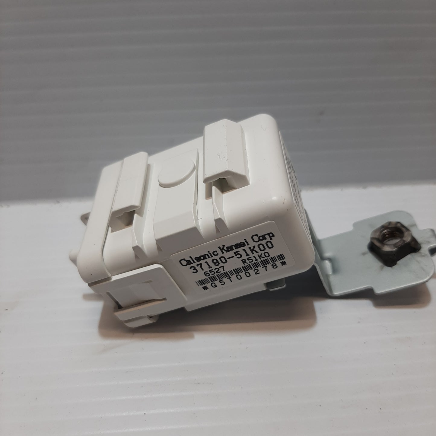 Genuine Keyless Central Lock Controller Module - Suzuki | 37190-51K00-000