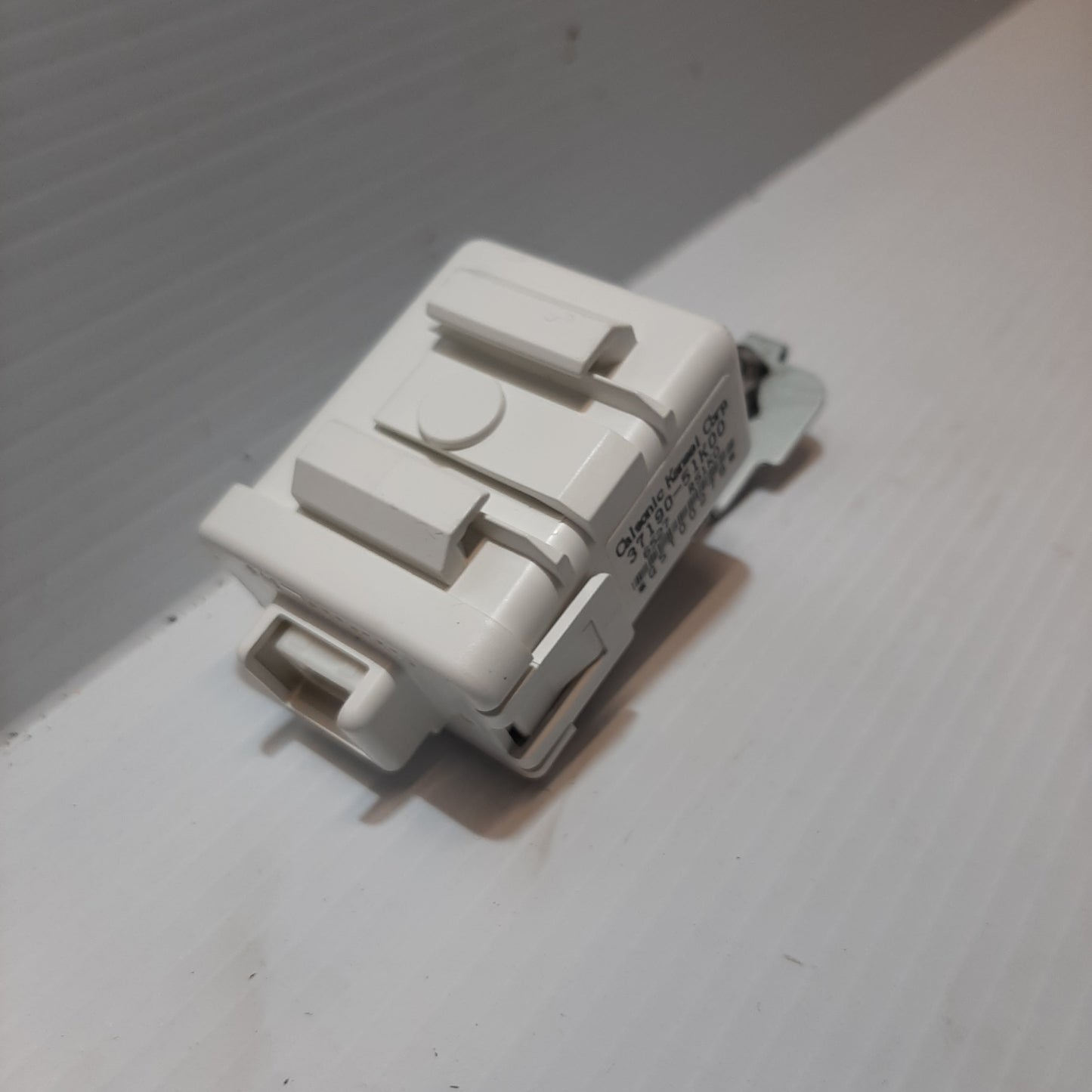 Genuine Keyless Central Lock Controller Module - Suzuki | 37190-51K00-000