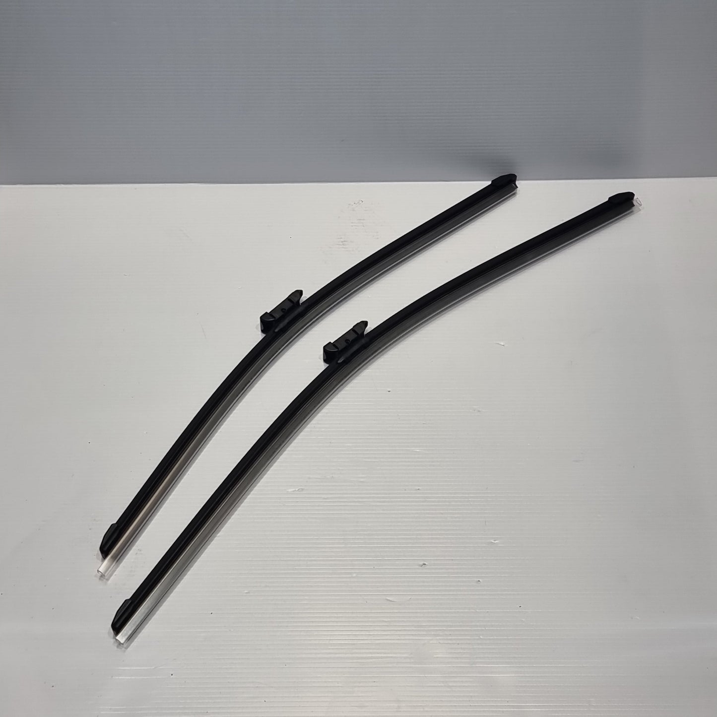 Genuine 26"/22" Front Wiper Blade Set - Citroen Jumper | 1613159080