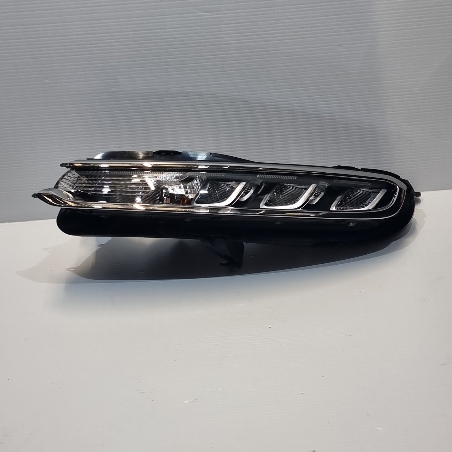 Genuine Peugeot Front Light | 9823313080