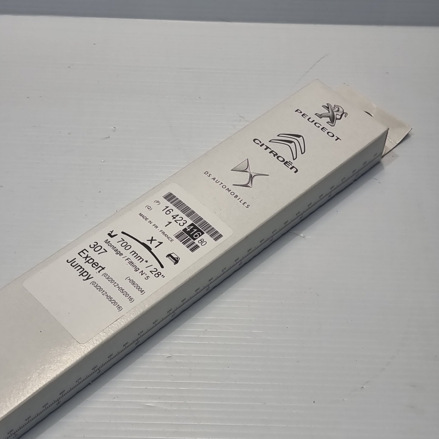 Genuine Offside 28" Wiper Blade - Citroen / Peugeot | 1642341680