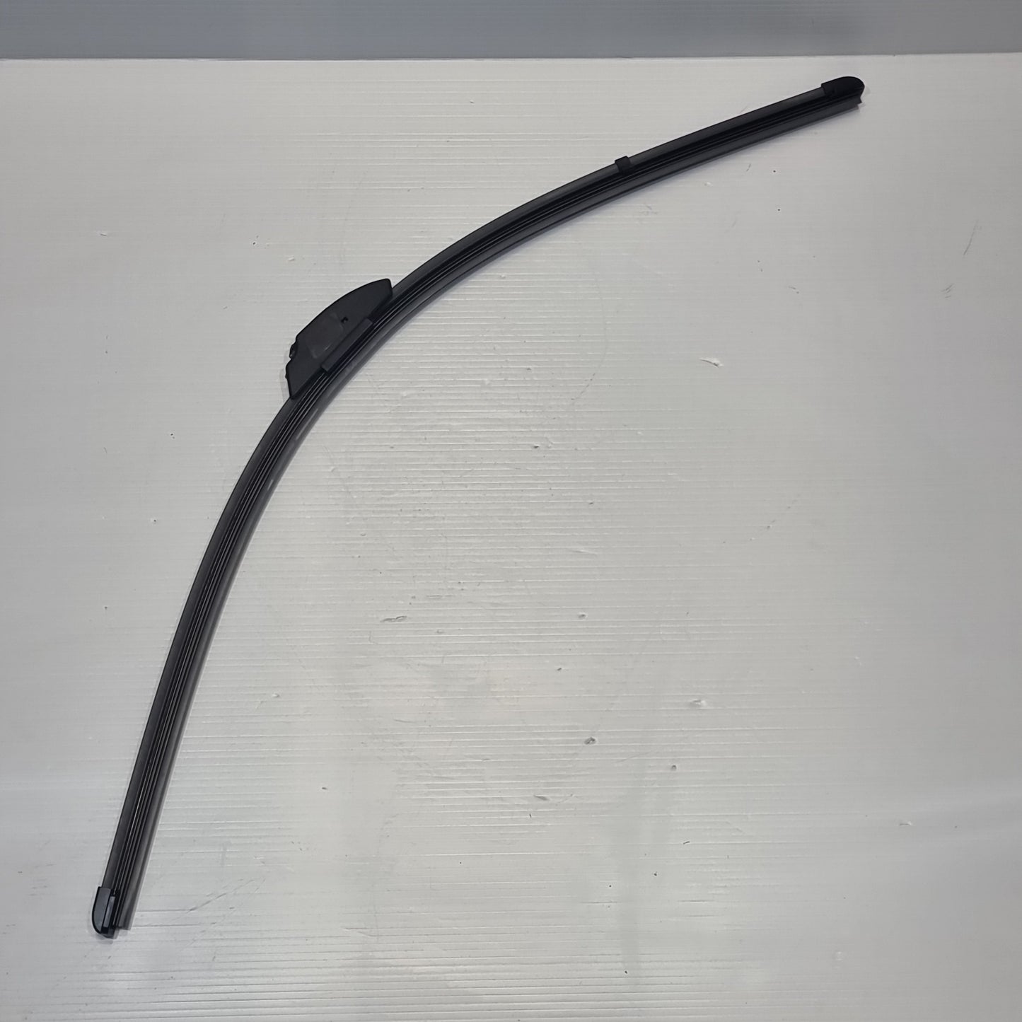 Genuine Offside 28" Wiper Blade - Citroen / Peugeot | 1642341680