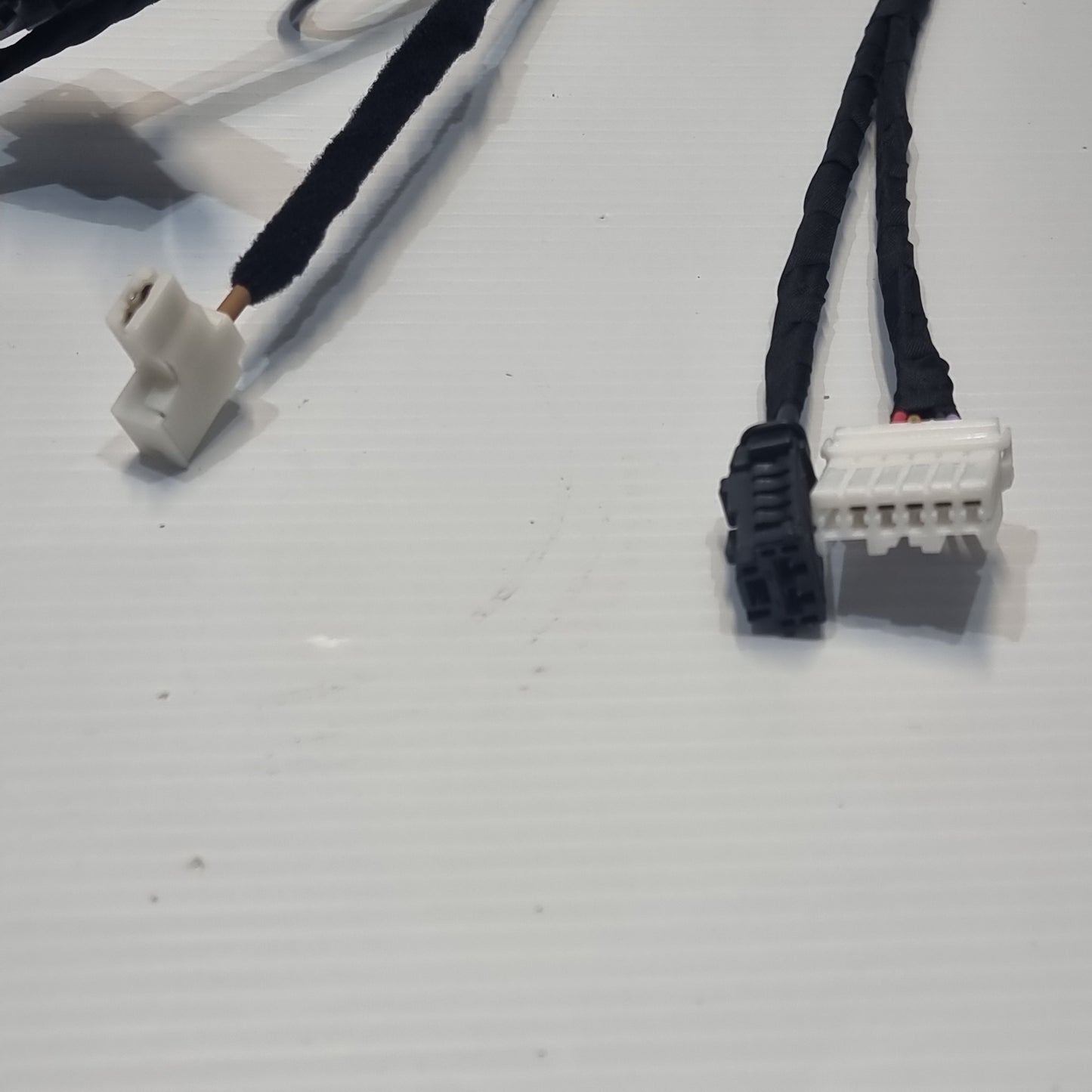 Genuine Rear Right Door Harness - Peugeot Boxer / Citroen Relay | 1640627580